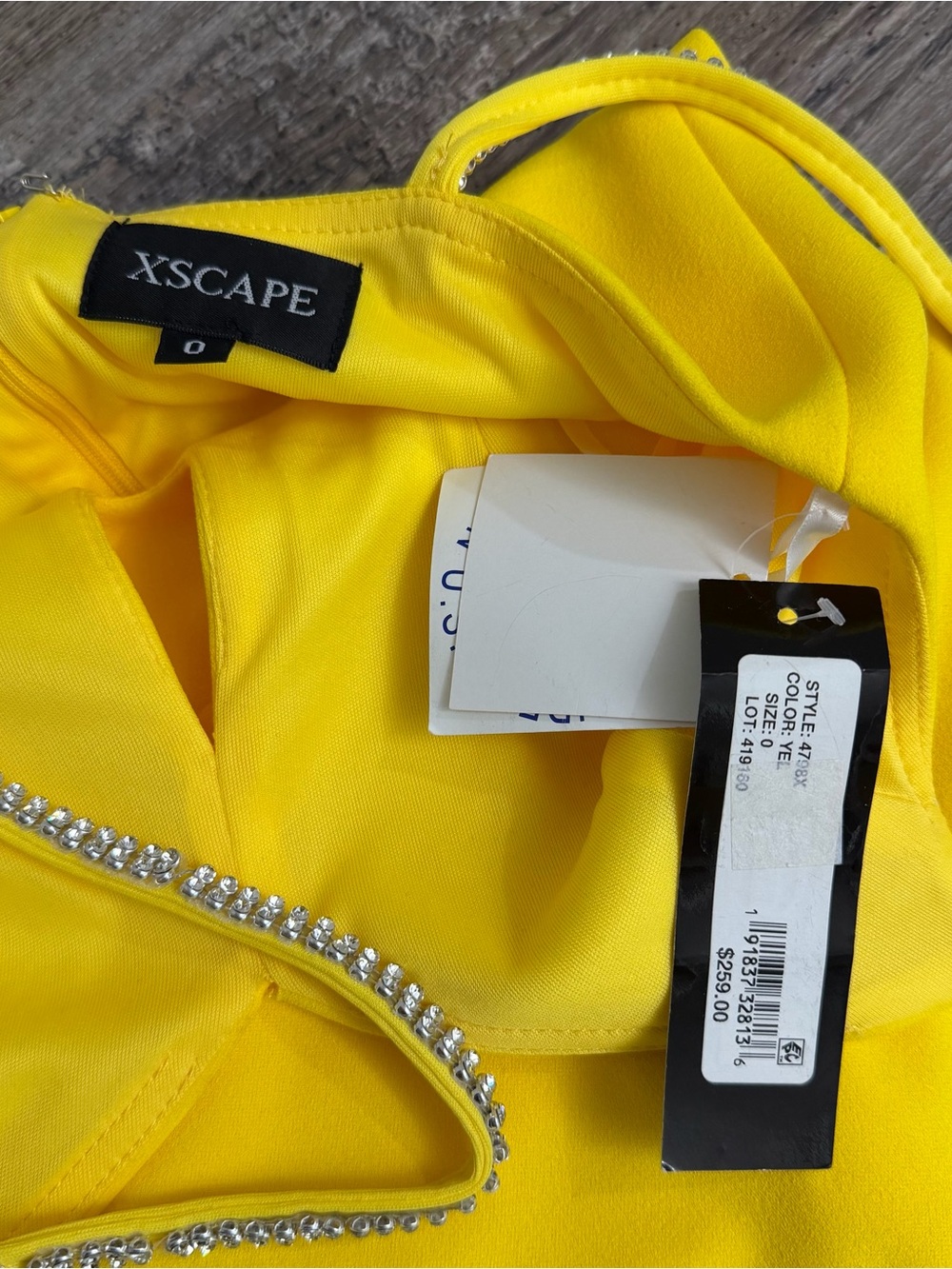 Xscape Yellow Rhinestone Spaghetti Strap Front-Slit Gown Size 0 - Picture 8 of 9